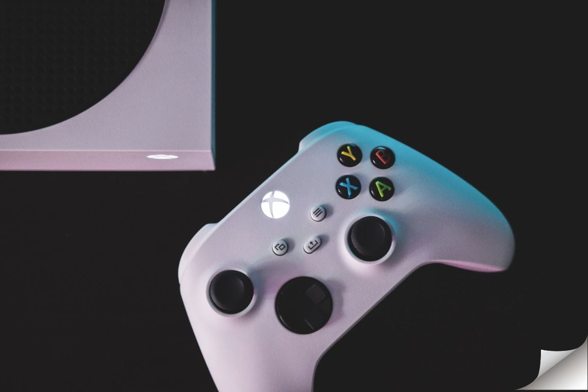 The Xbox Game Pass family plan is now official, and it appears to be $25 per month. 1 The Xbox Game Pass family plan is now official, and it appears to be $25 per month.