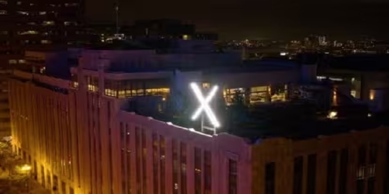 giant x logo