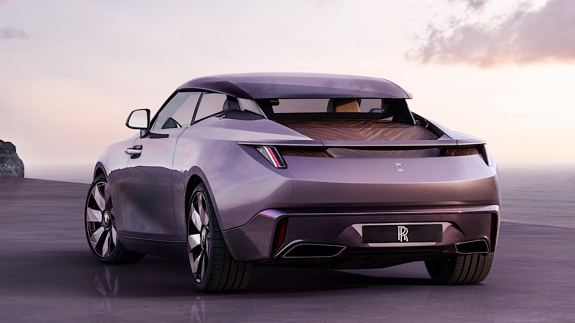 Rolls-Royce Amethyst Droptail Highlights