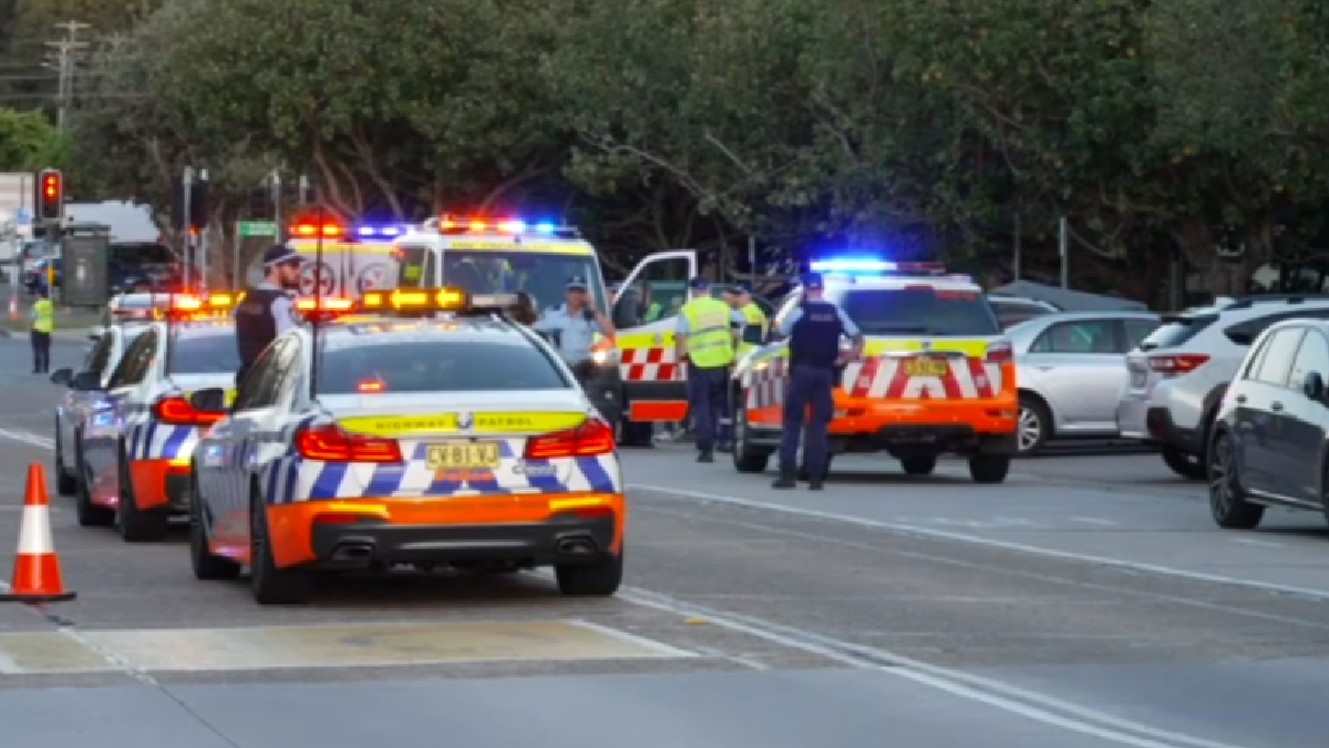 Maroubra Car Accident: Woman killed after being struck by car 1 Maroubra Car Accident