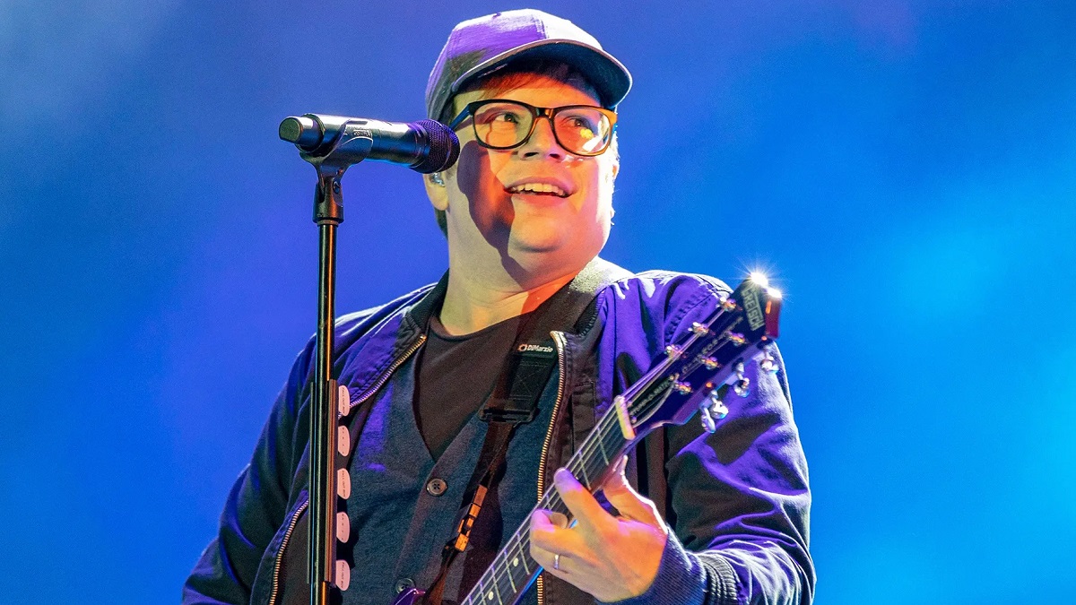 Patrick Stump Parents: Father David and Patricia Stumph 1 Patrick Stump