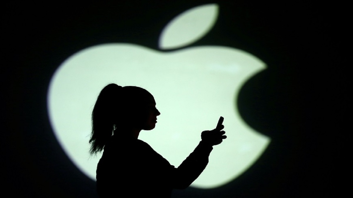 Apple faces 1 billion UK lawsuit by app developers over App Store fees