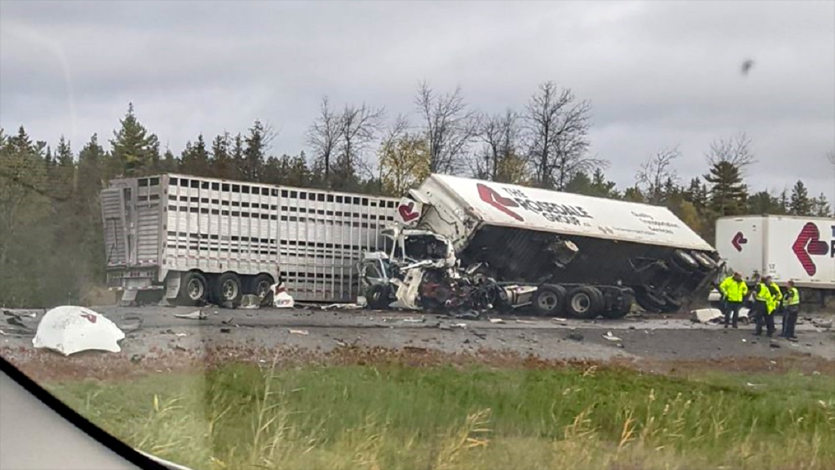 Kingston 401 Accident