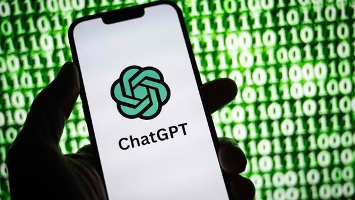 ChatGPT Voice feature available